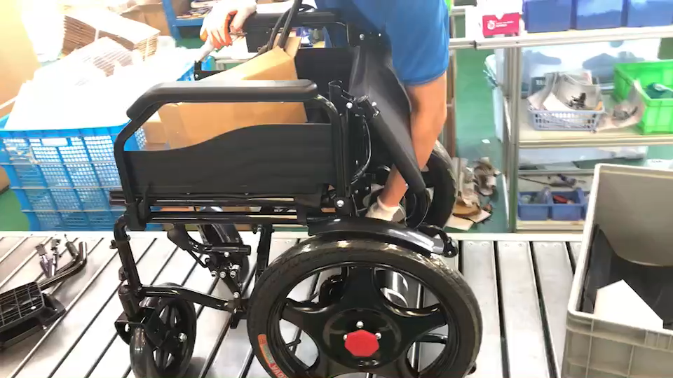 What are the advantages of steel electric wheelchairs over aluminum alloy electric wheelchairs? What factors should be paid attention to when using steel electric wheelchairs?